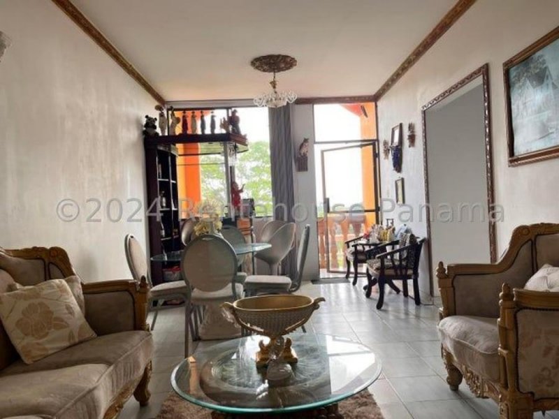 Apartamento amoblado en alquiler PH Vistas del Atlántico Gullick Colón ELP 25-2816