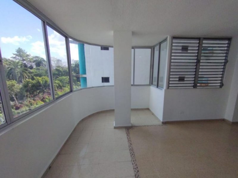 Foto Apartamento en Alquiler en San Francisco, Ciudad de Panamá, Panamá - U$D 950 - APA77554 - BienesOnLine