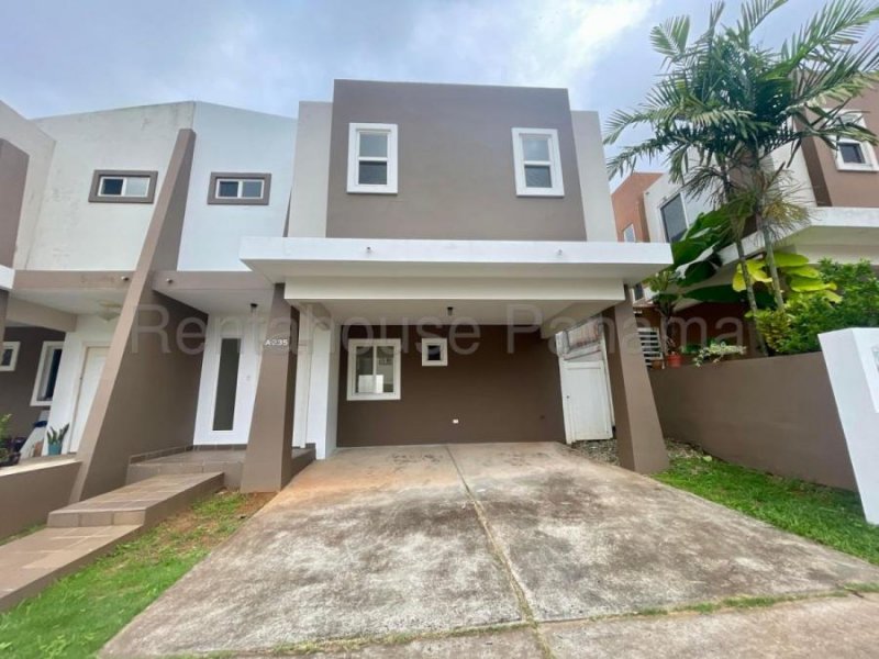 Casa en Venta en Brisas del Golf Rufina Alfaro, Panamá