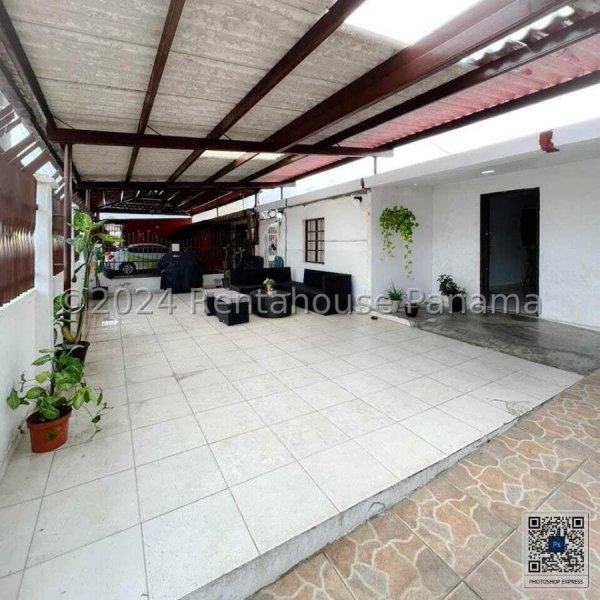 Venta de Casa con Excelente Ubicación en Chanis 25-2398