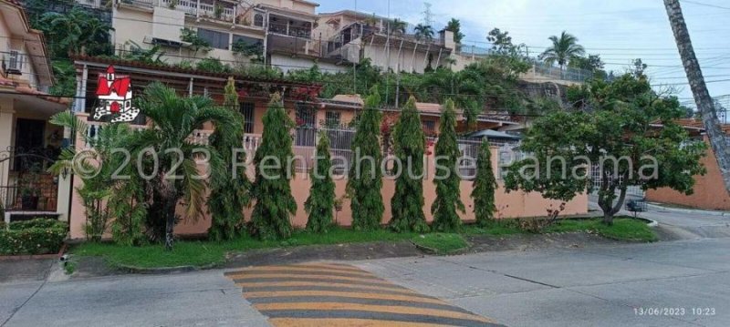 Foto Casa en Venta en Altos de Panamá, Ciudad de Panamá, Panamá - U$D 220.000 - CAV77322 - BienesOnLine