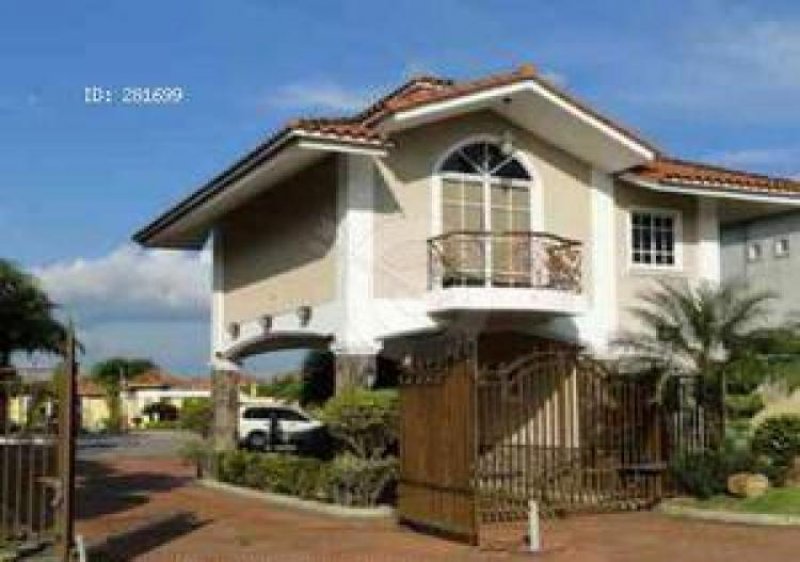 Foto Casa en Venta en Ciudad de Panamá, Panamá - U$D 1.200.000 - CAV1782 - BienesOnLine