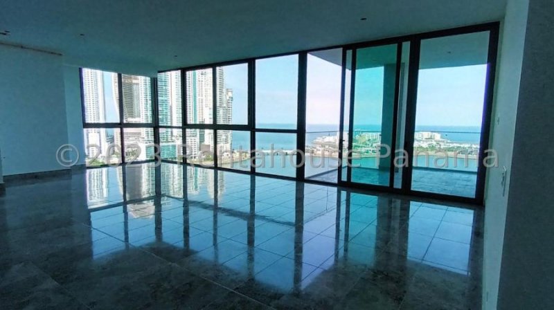 Foto Apartamento en Alquiler en Ciudad de Panamá, Panamá - U$D 5.000 - APA75834 - BienesOnLine