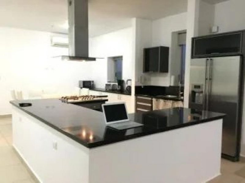 Foto Apartamento en Alquiler en AVENIDA BALBOA, Panamá - U$D 2.000 - APA58792 - BienesOnLine