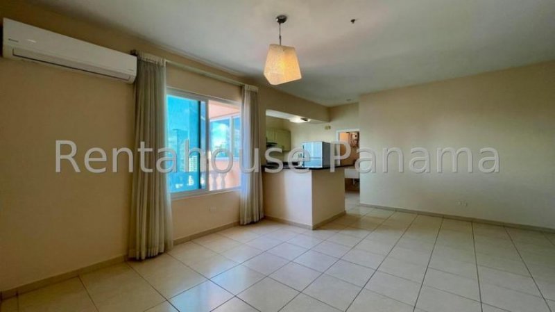 Apartamento en Alquiler en Avenida Balboa Bella Vista, Panamá