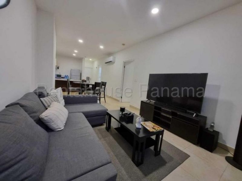 Apartamento en Alquiler en Avenida Balboa Bella Vista, Panamá