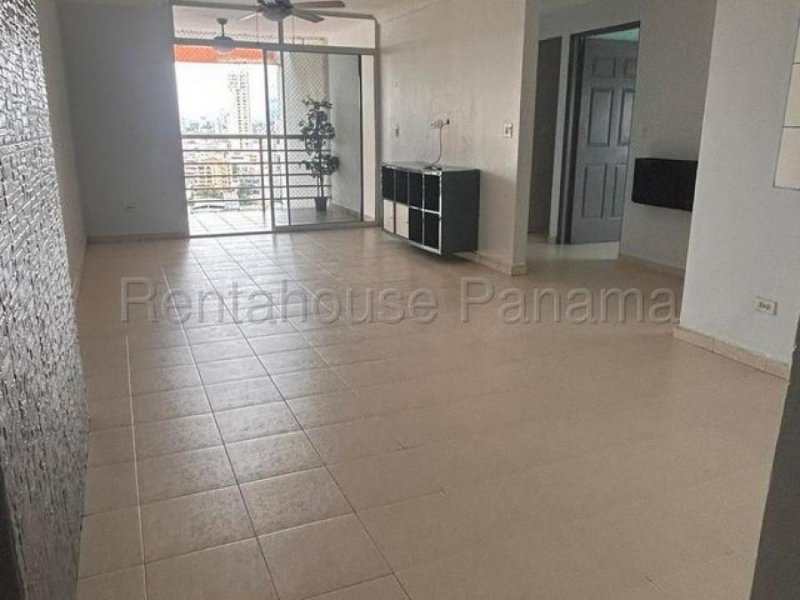 Alquiler de Apartamento en El Cangrejo H6674GRR 