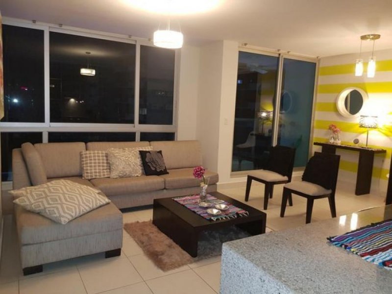 Alquiler de Apartamento en El Cangrejo H7394GRR