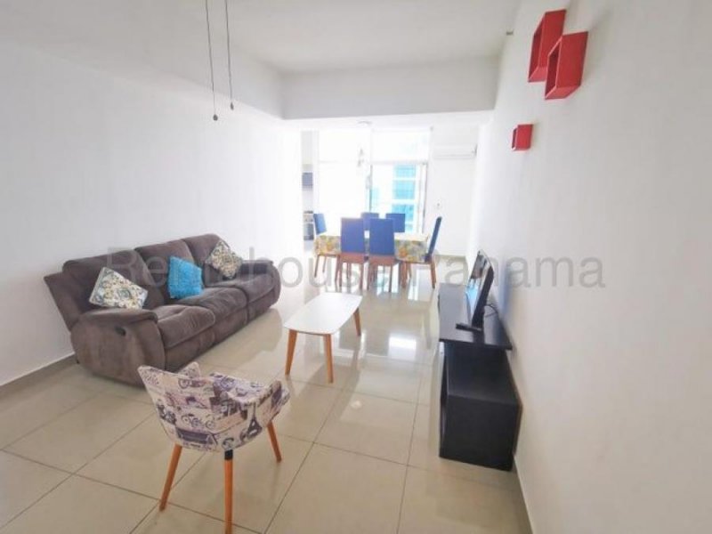 Alquiler de Apartamento en El Carmen H7720GRR