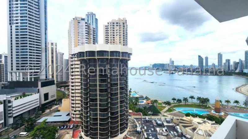 Apartamento en Alquiler en  Paitilla, Panamá