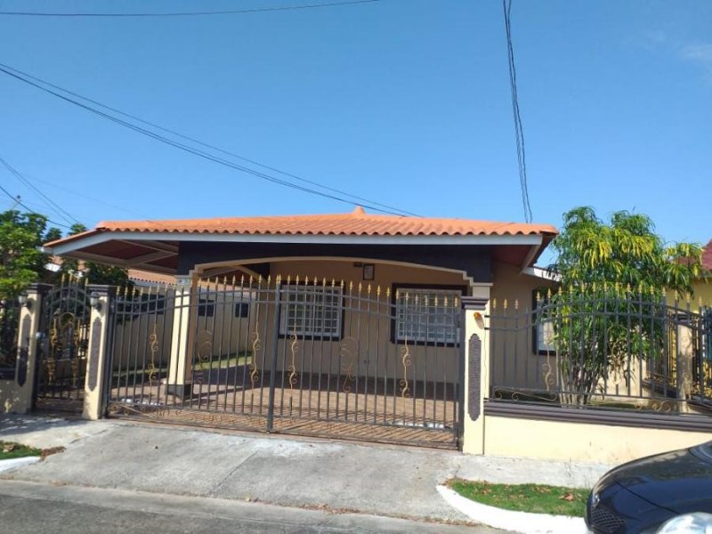 Casa en Alquiler en Villa Zaita Las Cumbres, Panamá