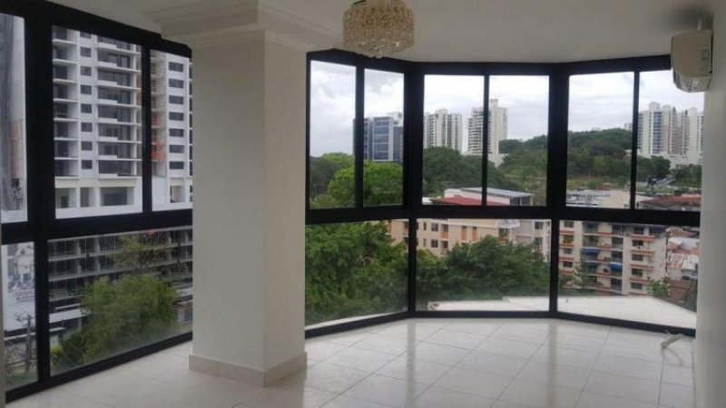 Foto Apartamento en Alquiler en El Cangrejo, Panamá - U$D 1.390 - APA23563 - BienesOnLine