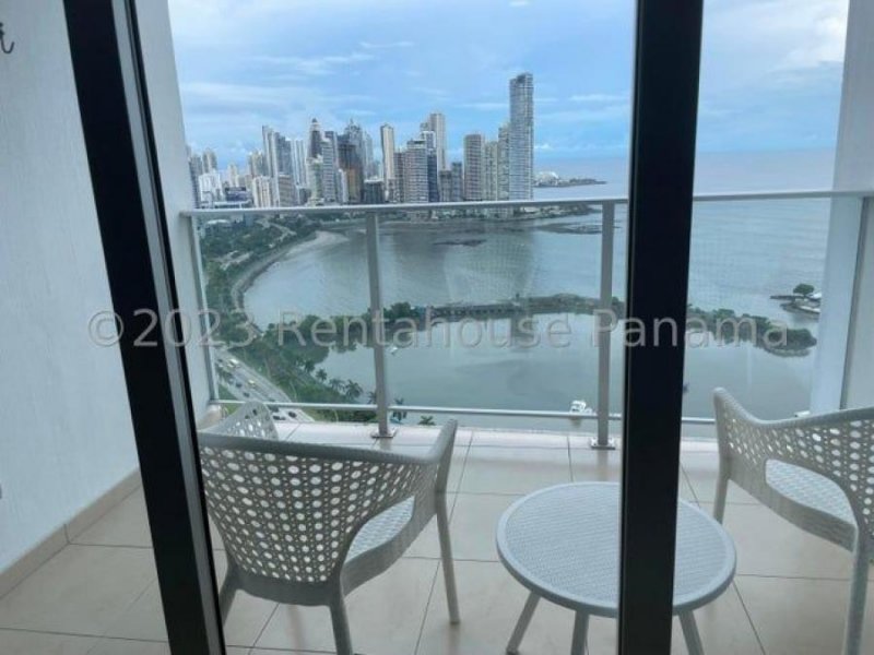 Apartamento en Alquiler en  AVENIDA BALBOA, Panamá