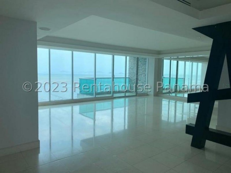 Apartamento en Alquiler en  COSTA DEL ESTE, Panamá