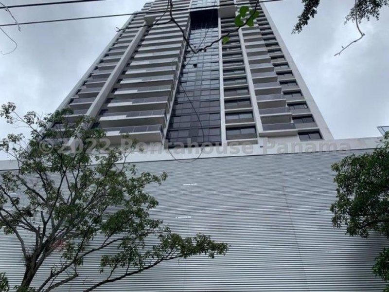 Apartamento en Alquiler en  EL CANGREJO, Panamá