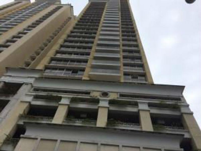 Foto Apartamento en Alquiler en Bella Vista, Panamá - U$D 1.400 - APA15448 - BienesOnLine