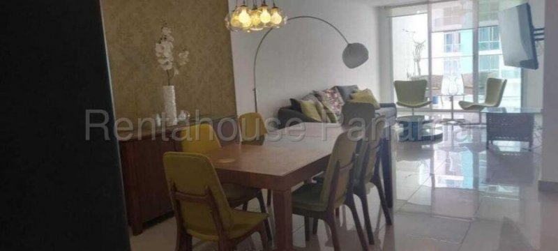 Foto Apartamento en Alquiler en Bella Vista, Ciudad de Panamá, Panamá - U$D 1.600 - APA77268 - BienesOnLine