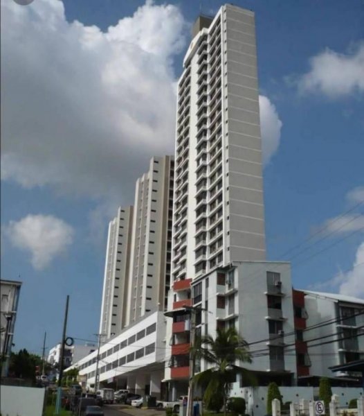 Foto Apartamento en Alquiler en 12 De Octubre, Panamá - U$D 850 - APA28855 - BienesOnLine