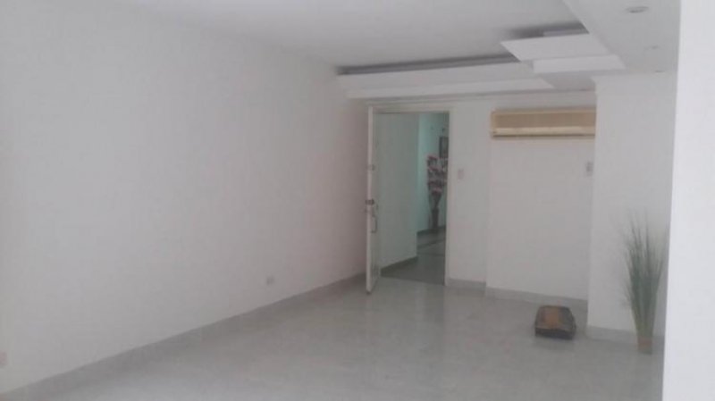 Foto Apartamento en Alquiler en av balboa, Panamá - U$D 1.500 - APA17606 - BienesOnLine