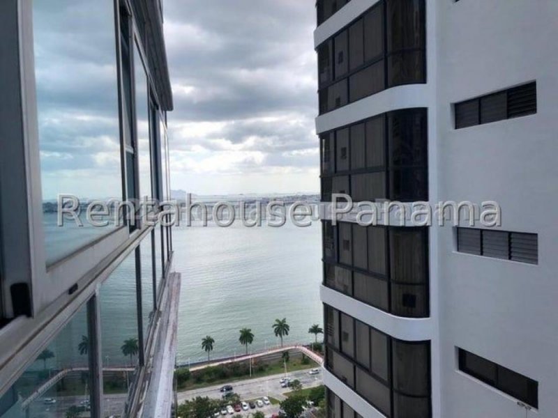 Apartamento en Alquiler en  Bella Vista, Panamá