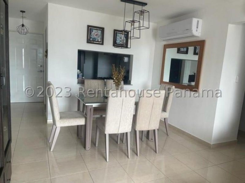 Foto Apartamento en Alquiler en Via España, Ciudad de Panamá, Panamá - U$D 1.200 - APA70992 - BienesOnLine