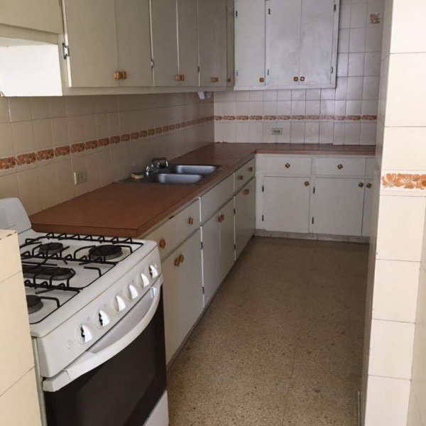 Foto Apartamento en Alquiler en El CARMEN, Bella Vista, Panamá - U$D 995 - APA14115 - BienesOnLine