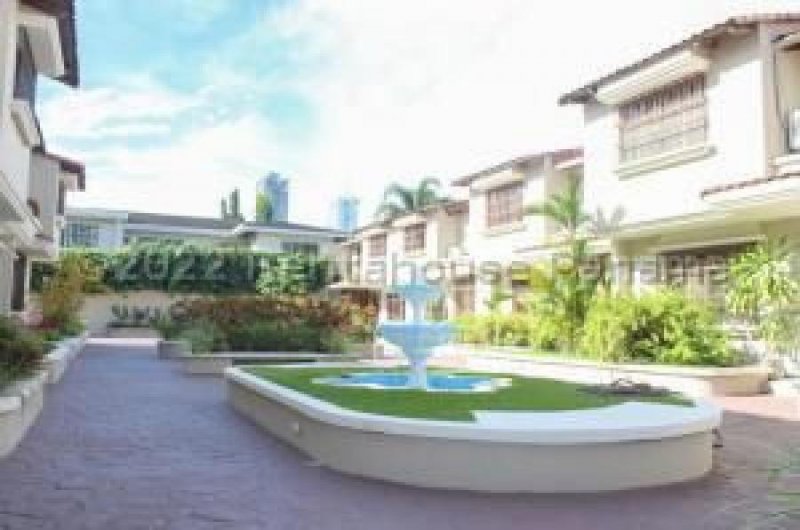 Foto Casa en Venta en Ciudad de Panamá, Panamá - U$D 350.000 - CAV59921 - BienesOnLine