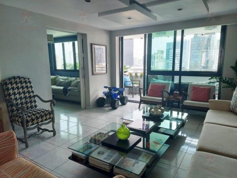 Foto Apartamento en Venta en Marbella, Ciudad de Panamá, Panamá - U$D 300.000 - APV77112 - BienesOnLine