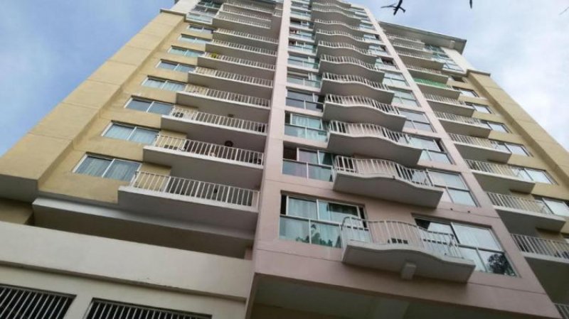 Foto Apartamento en Venta en Via España, Ciudad de Panamá, Panamá - U$D 150.000 - APV10726 - BienesOnLine