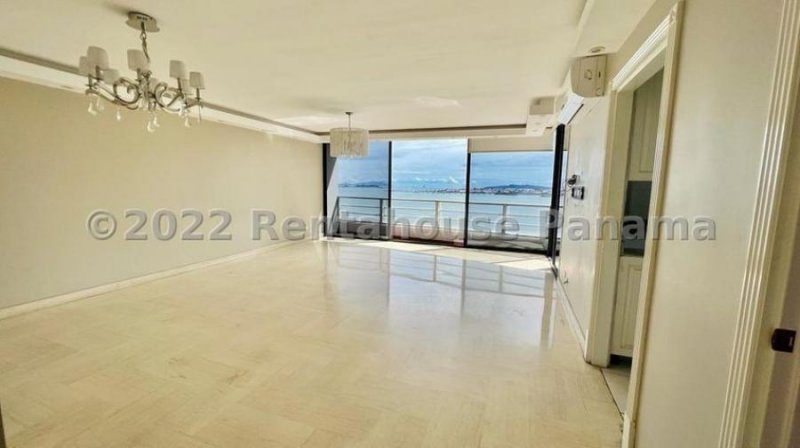 Foto Apartamento en Venta en AVENIDA BALBOA, Panamá - U$D 375.000 - APV58605 - BienesOnLine