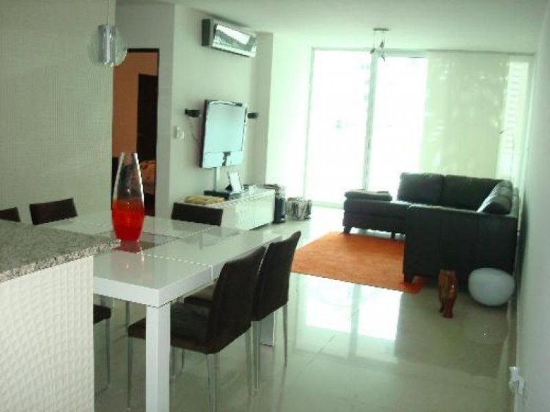 Foto Apartamento en Venta en Punta Pacifica, Ciudad de Panamá, Panamá - U$D 199.000 - APV789 - BienesOnLine