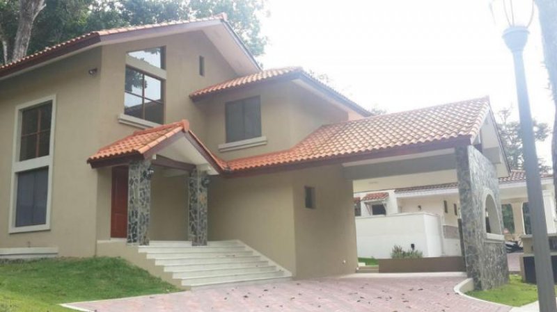 Foto Casa en Venta en Ciudad de Panamá, Panamá - U$D 890.000 - CAV10672 - BienesOnLine