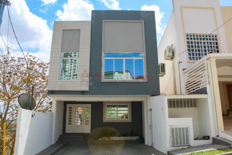 Foto Casa en Alquiler en ALTOS DE PANAMA, Panamá - U$D 2.000 - CAA46468 - BienesOnLine