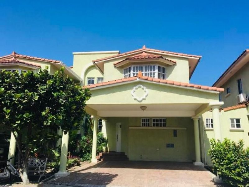 Foto Casa en Alquiler en CLAYTON, Panamá - U$D 1.780 - CAA33476 - BienesOnLine