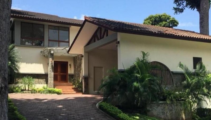 Foto Casa en Alquiler en CLAYTON, Panamá - U$D 4.000 - CAA32138 - BienesOnLine