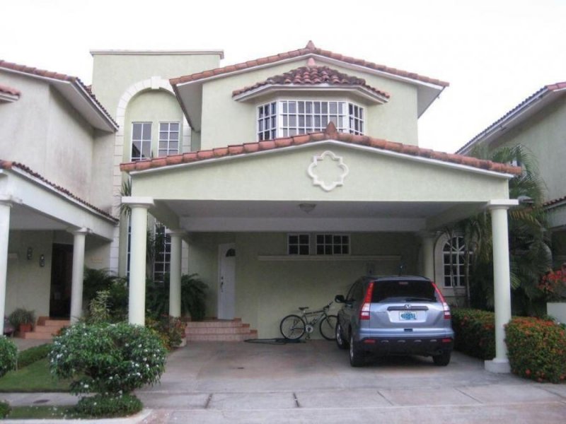 Foto Casa en Alquiler en CLAYTON, Panamá - U$D 2.100 - CAA48672 - BienesOnLine