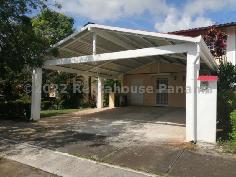 Casa en Alquiler en  CLAYTON, Panamá