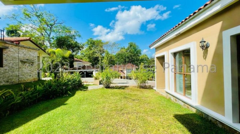 Foto Casa en Alquiler en CLAYTON, Panamá - U$D 7.000 - CAA65285 - BienesOnLine