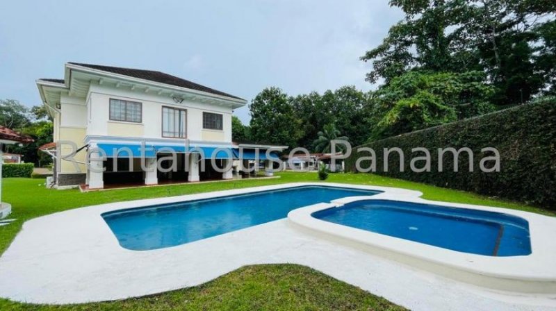 Casa en Venta en El Dorado Ciudad de Panamá, Panamá