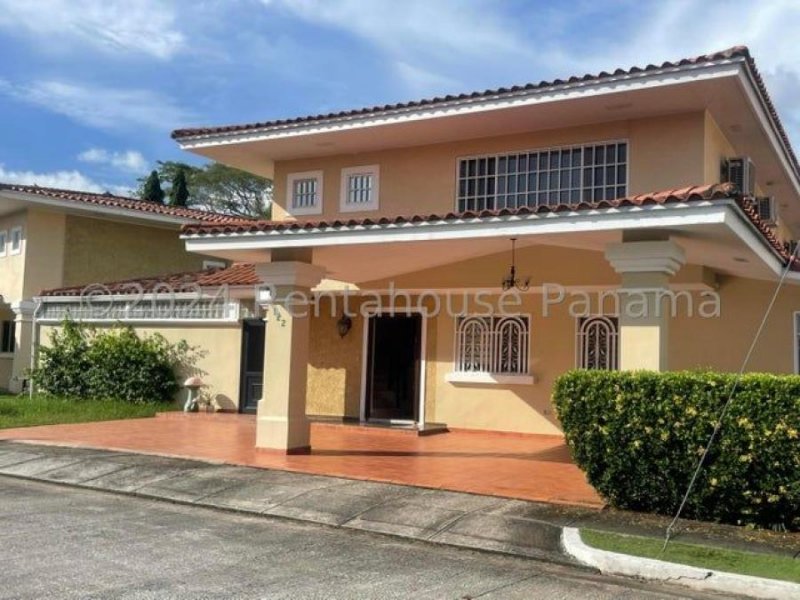 Casa en alquiler en Brisas del Golf ELP 24-11012