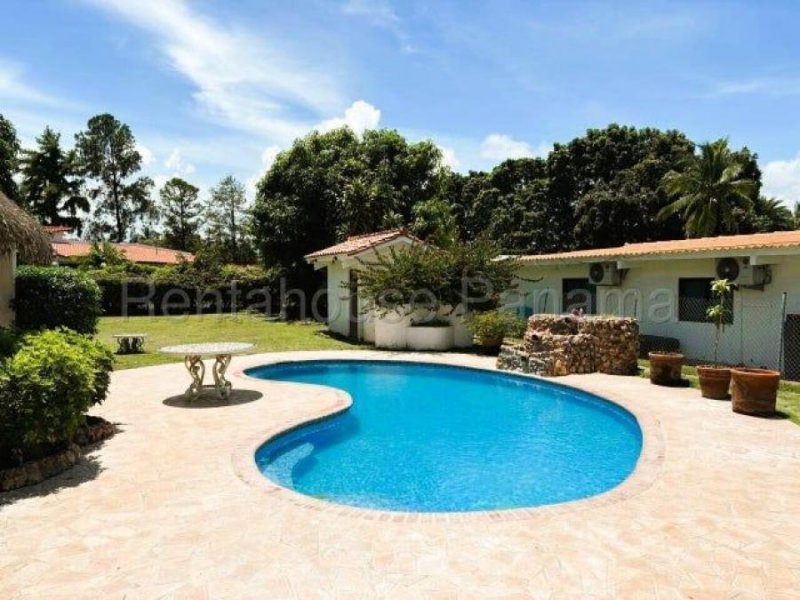 Casa en Alquiler en Coronado Chame, Panamá