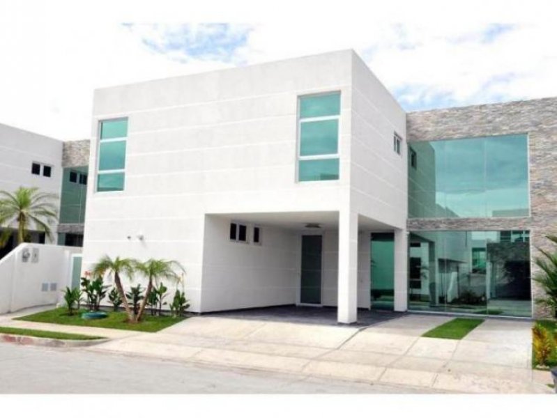 Foto Casa en Alquiler en San Francisco, Panamá - U$D 2.900 - CAA7622 - BienesOnLine