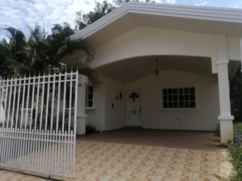 CASA EN CHITRE EN VENTA6208-4660