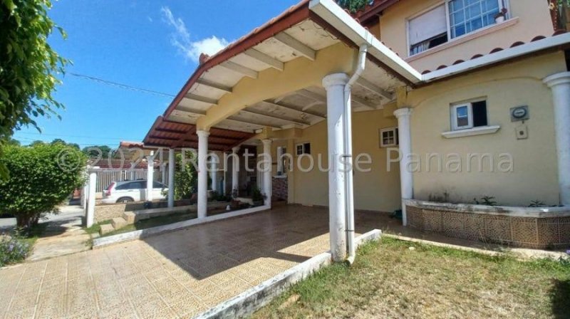 Foto Casa en Venta en Brisas del Golf, Ciudad de Panamá, Panamá - U$D 200.000 - CAV77501 - BienesOnLine