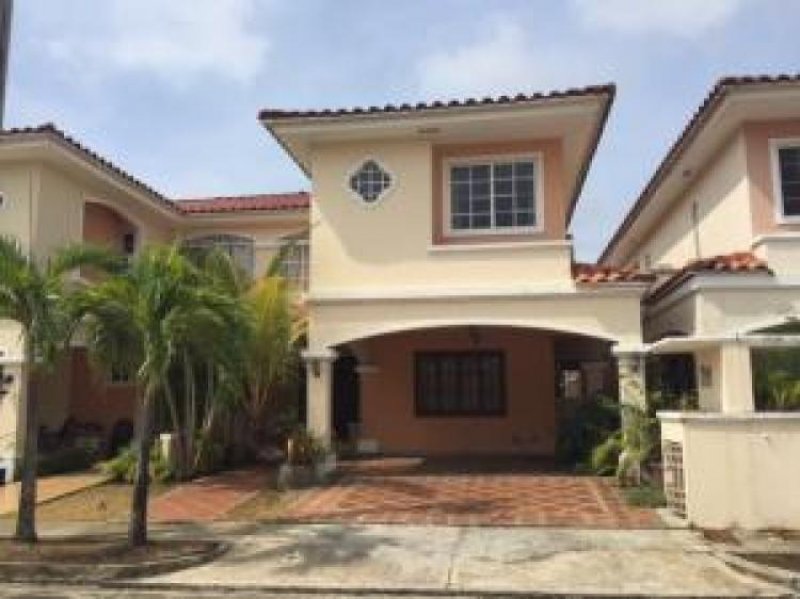 Foto Casa en Venta en Ciudad de Panamá, Panamá - U$D 395.000 - CAV14669 - BienesOnLine