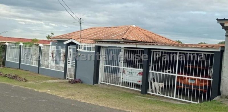 Casa en Venta en  Las Cumbres, Panamá