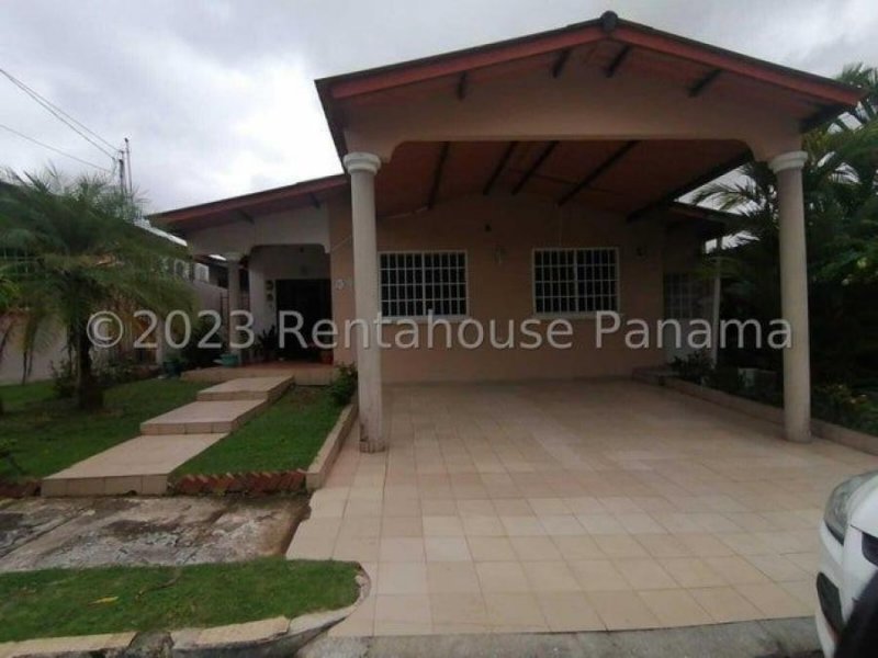 Foto Casa en Venta en Brisas del Golf, Ciudad de Panamá, Panamá - U$D 240.000 - CAV77205 - BienesOnLine