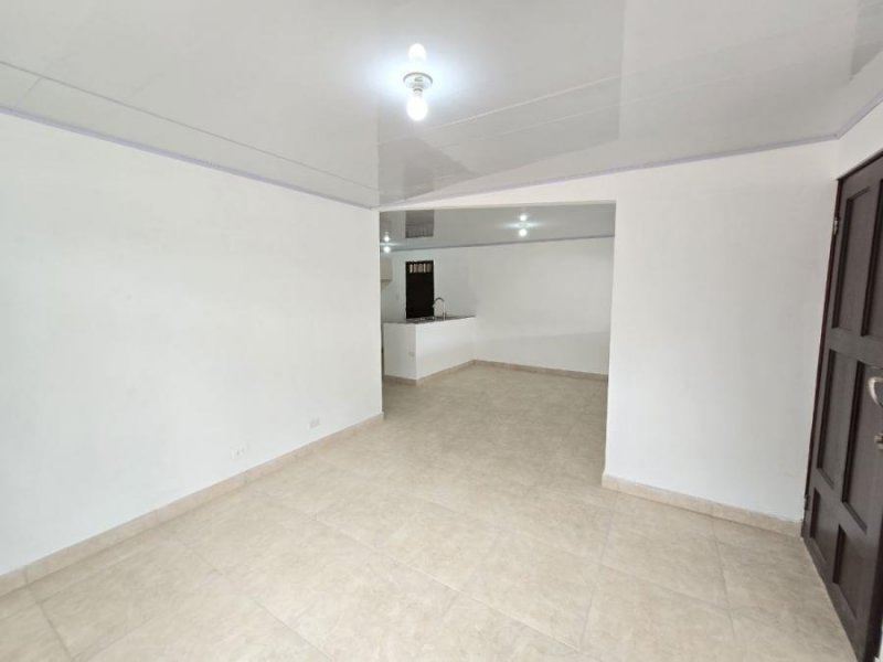 CASA EN VENTA REMODELADA EN CERRO VIENTO