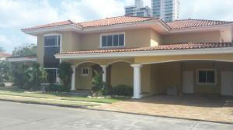 Foto Casa en Venta en Juan Díaz, Panamá - U$D 1.300.000 - CAV11022 - BienesOnLine