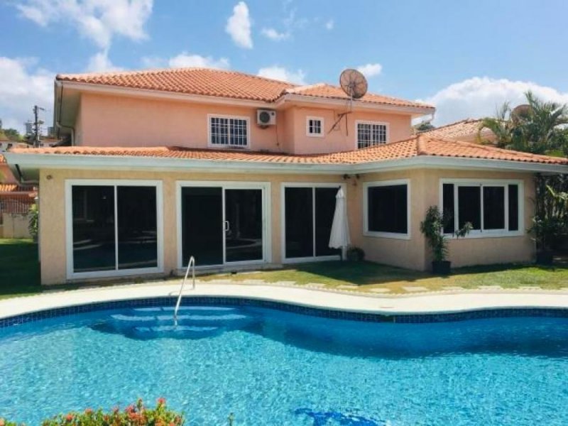 Foto Casa en Venta en ALTOS DE PANAMA, Panamá - U$D 1.050.000 - CAV32740 - BienesOnLine